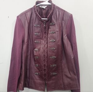 Women's Burgundy Jacket